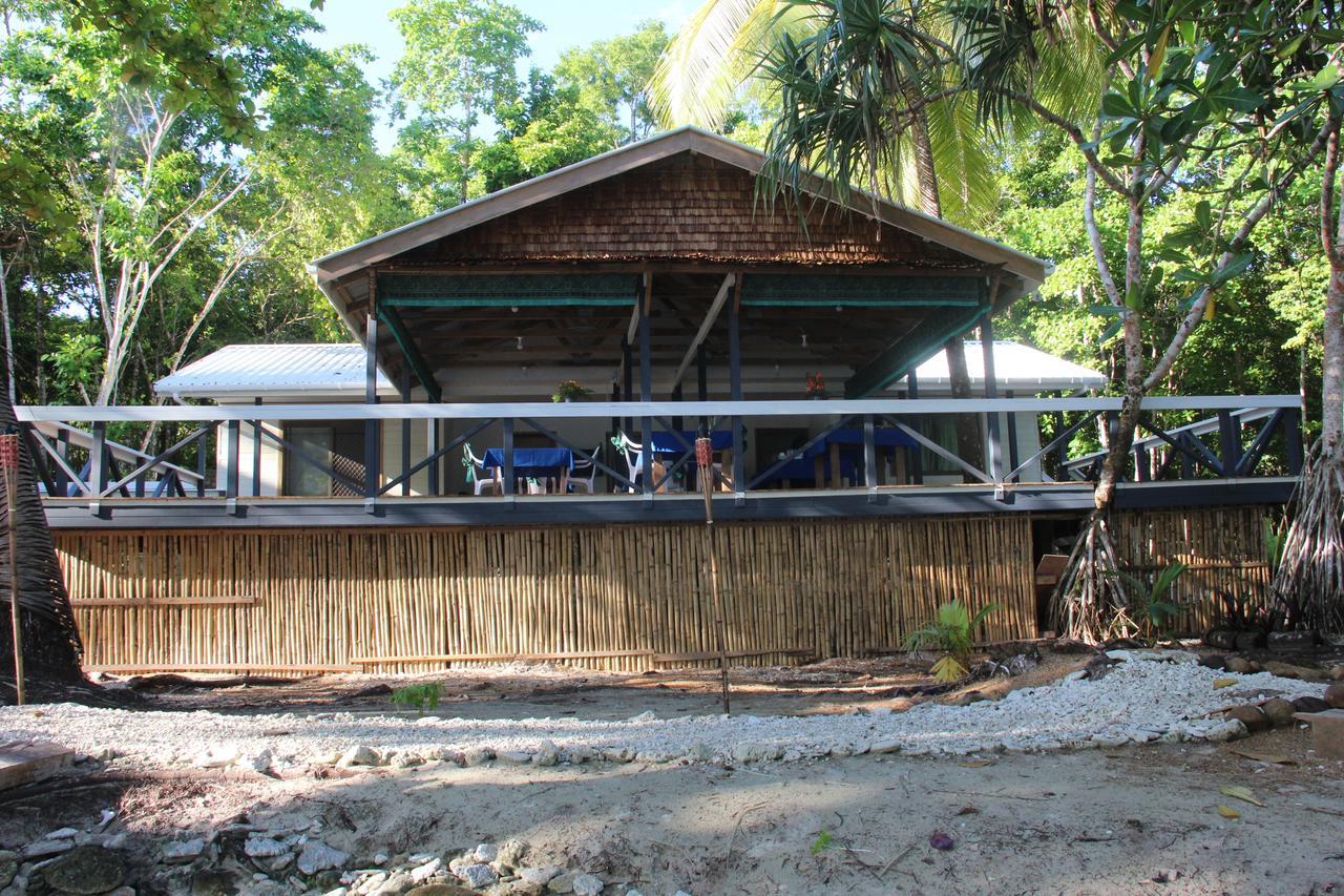 Evis Resort At Nggatirana Island Halisi Ngoại thất bức ảnh